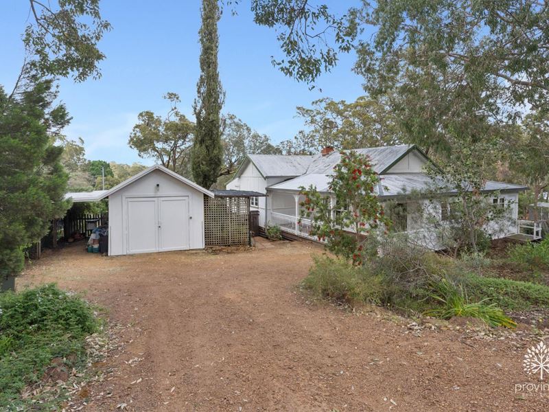 101 Railway Road, Gooseberry Hill WA 6076