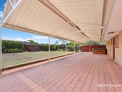 35 Essex Street, Northampton WA 6535