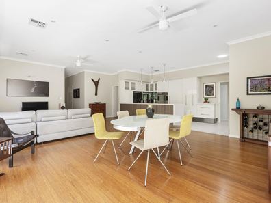 35 Moulden Avenue, Yokine WA 6060