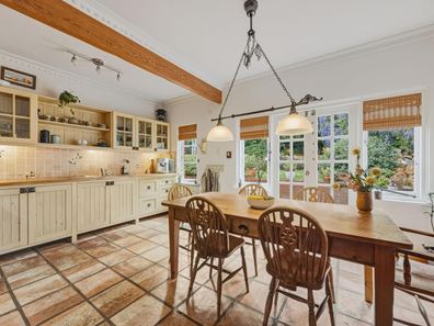3196 Albany Highway, Mount Nasura WA 6112