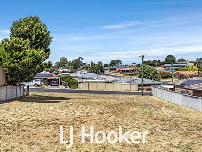 2 Hargreaves Street, Collie WA 6225
