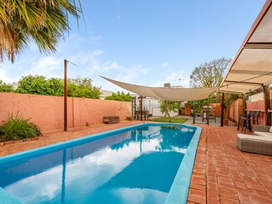 82 Lewis Street, Lamington WA 6430