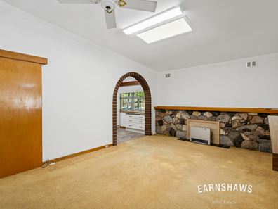 16 Marriott Road, Boya WA 6056