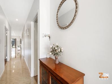 13 Cheyne Way, Caversham WA 6055