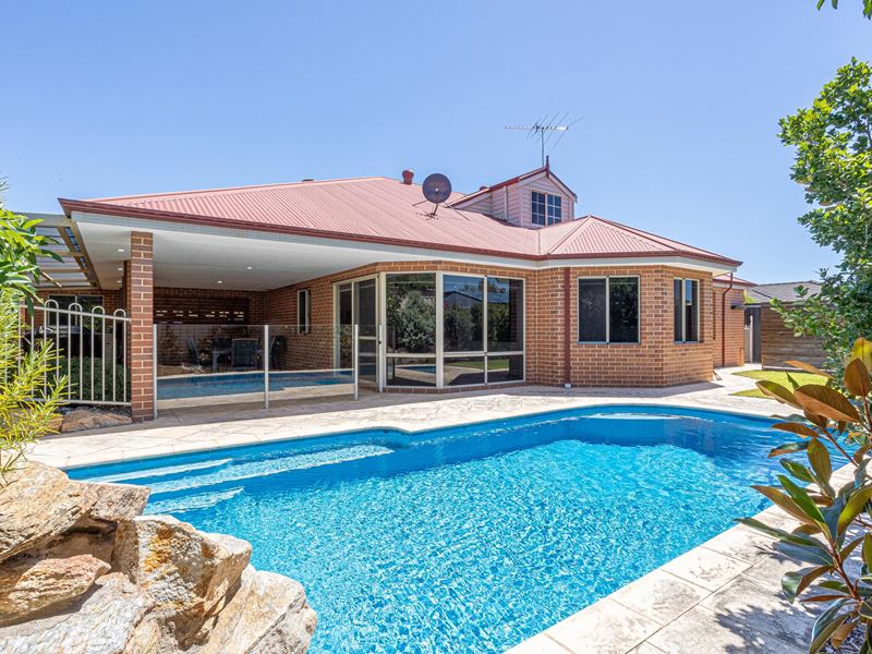 18 Torridon Loop, Wanneroo WA 6065