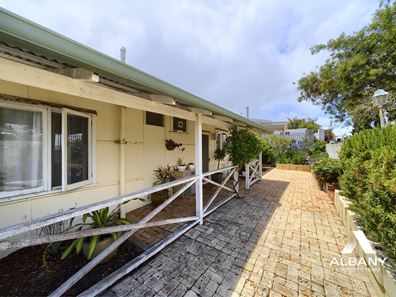 24 Miramar Road, Mira Mar WA 6330