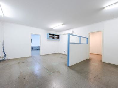 4-6/213 Place Road, Wonthella WA 6530