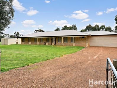 66 Jennie Place, North Dandalup WA 6207