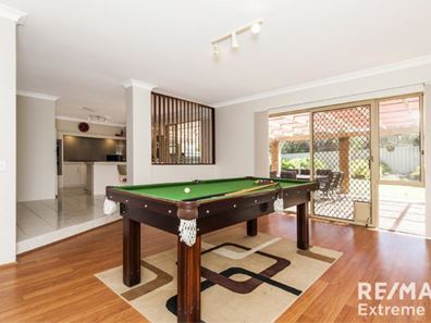 7 Windward Loop, Ocean Reef WA 6027