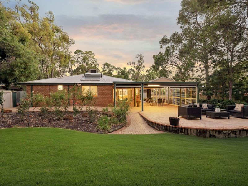 4 Calytrix Road, Roleystone