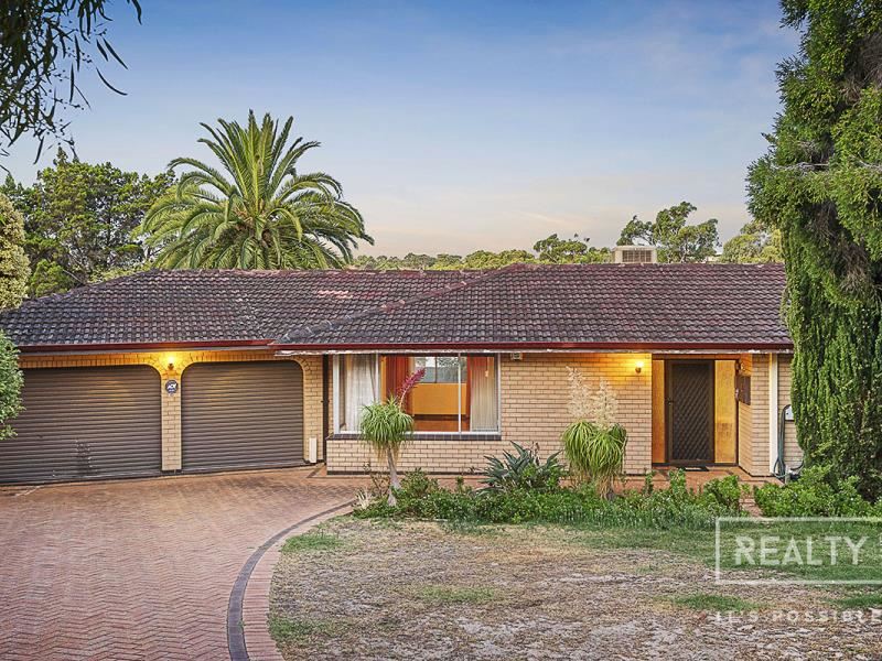 16 Lowe Street, Karrinyup WA 6018