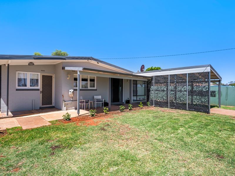 15 Blackall Place, South Kalgoorlie WA 6430