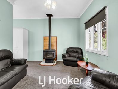 9 Cherry Street, Cardiff WA 6225