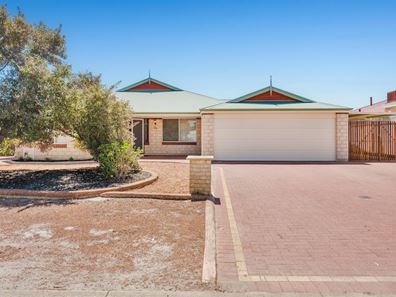 24 Country Road, Pinjarra WA 6208