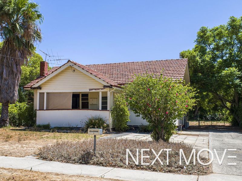 2B Nicholas Crescent, Hilton WA 6163