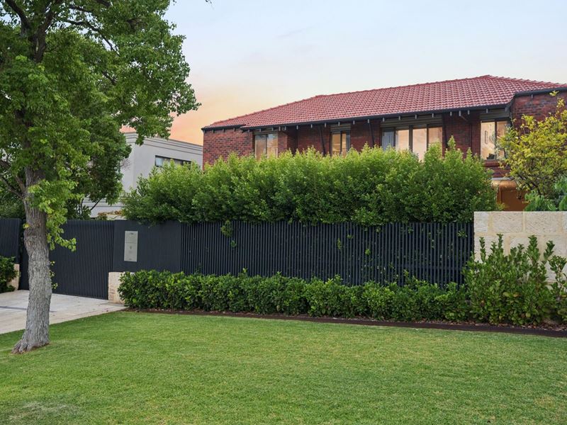 9 Browne Avenue, Dalkeith WA 6009