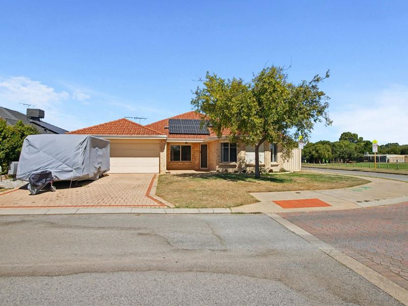 2 Wittecarra Crescent, Port Kennedy WA 6172