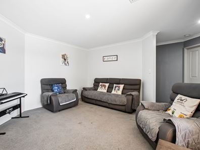 2 Wittecarra Crescent, Port Kennedy WA 6172