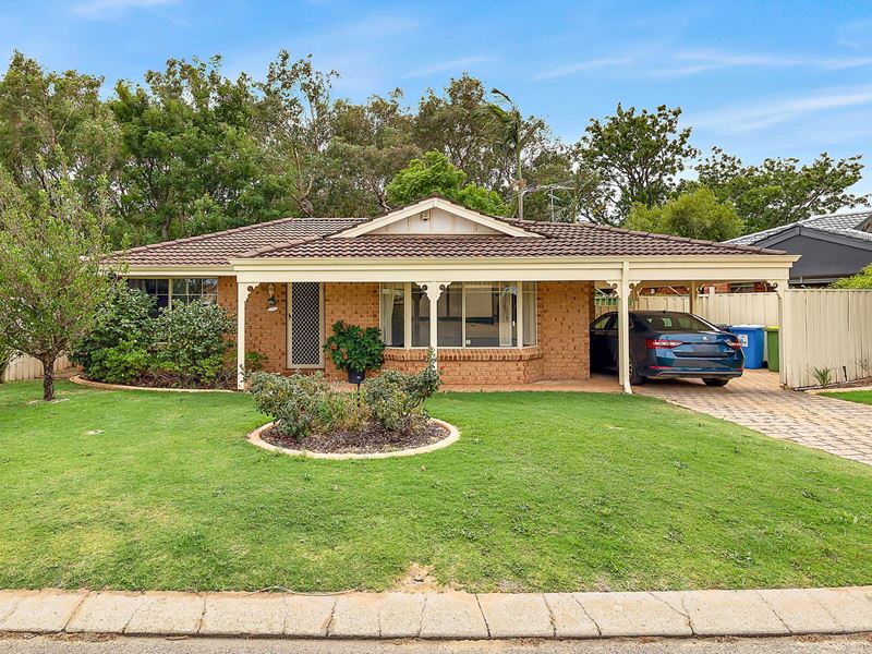 43 River Bank Drive, Gosnells WA 6110