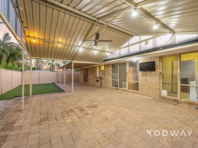 4 Fortunella Grove, Seville Grove WA 6112