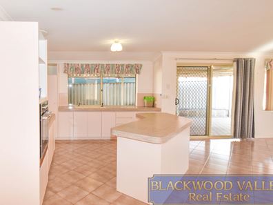 114 Millard Street, Eaton WA 6232