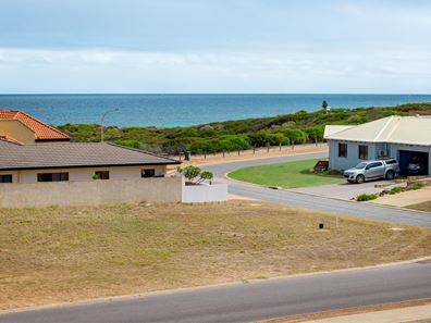 56 North Shore Drive, Dongara WA 6525