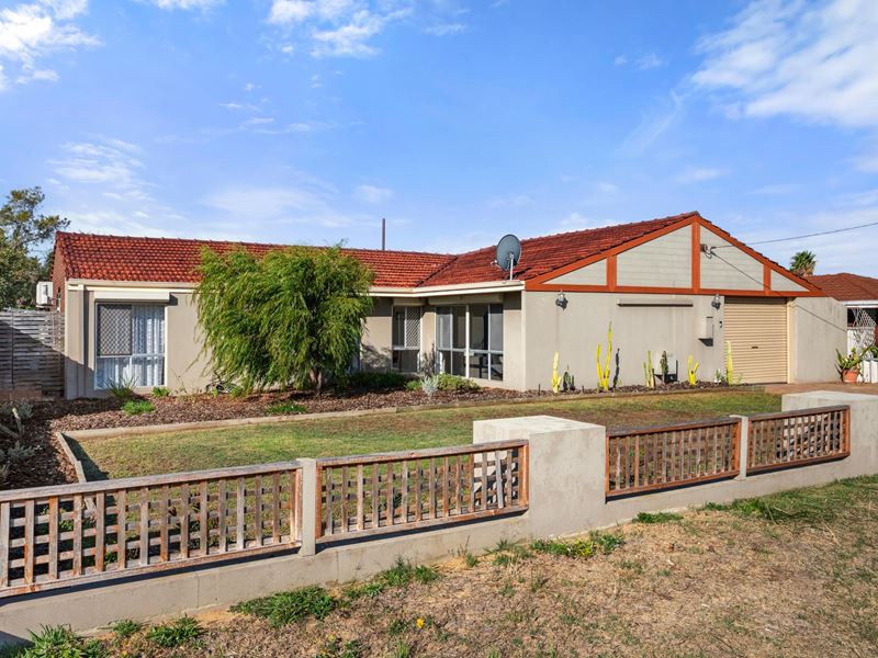 57 Exhibition Way, Cooloongup WA 6168