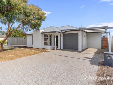 8A Hepburn Way, Balga WA 6061