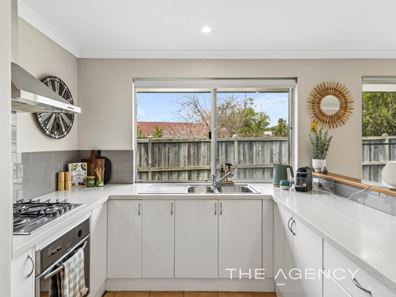 19 Sunray Circle, Ellenbrook WA 6069