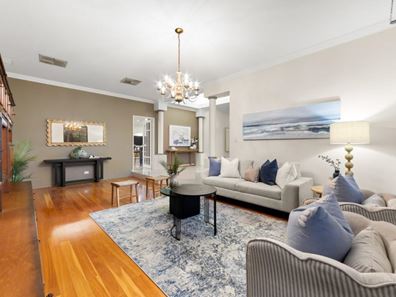38 Quincy Loop, Iluka WA 6028