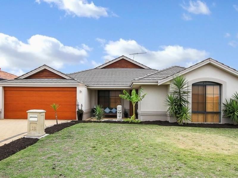 18 Penrose Vista, Tapping WA 6065