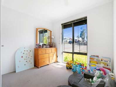 73 Ryhill Crescent, Wellard WA 6170