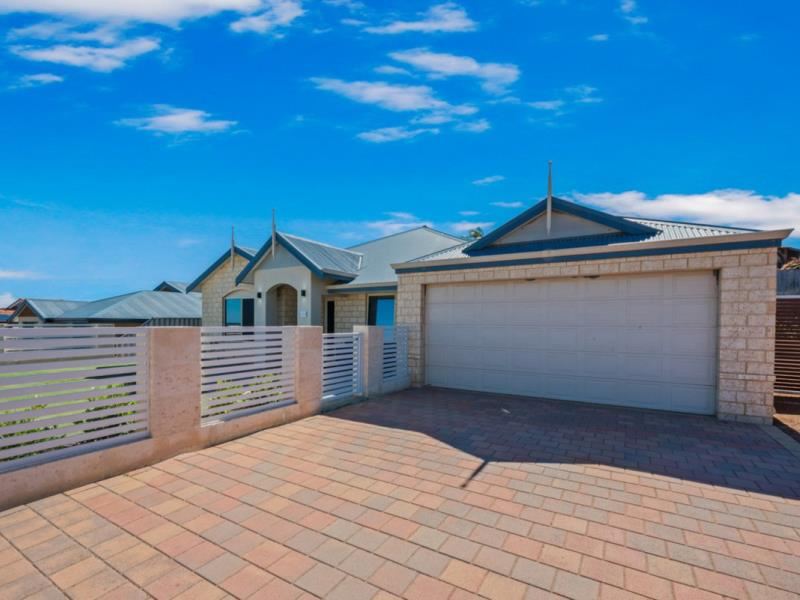 104 Glenfield Beach Drive, Drummond Cove WA 6532