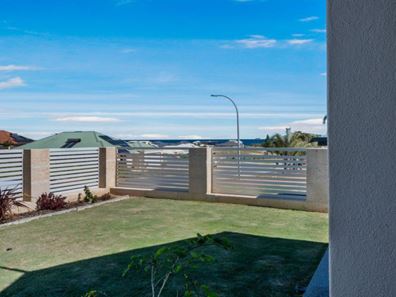 104 Glenfield Beach Drive, Drummond Cove WA 6532