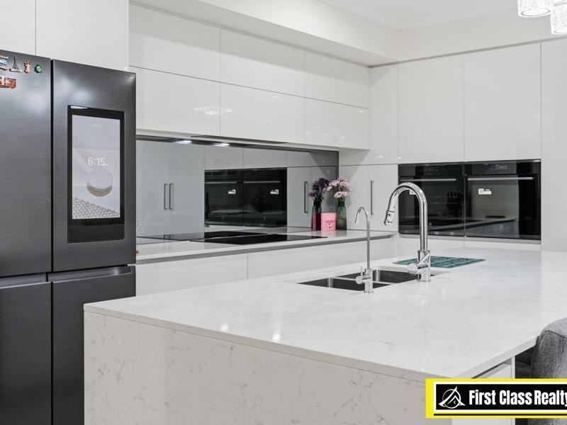 73 Raeside Drive, Landsdale