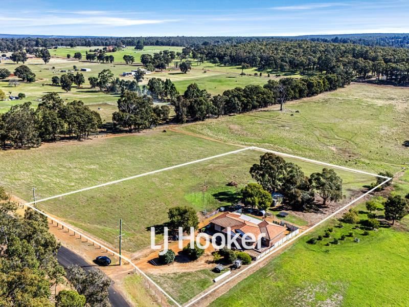 202 Booth Street, Collie