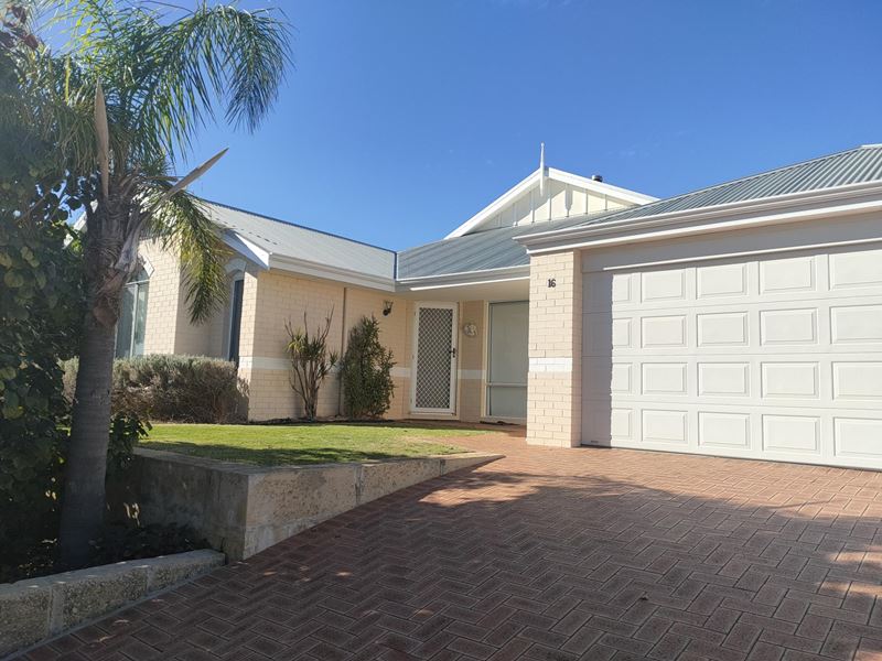 16 Carramar Street, Binningup WA 6233