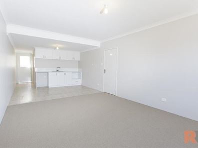 2/39B Lambeth Circle, Wellard WA 6170