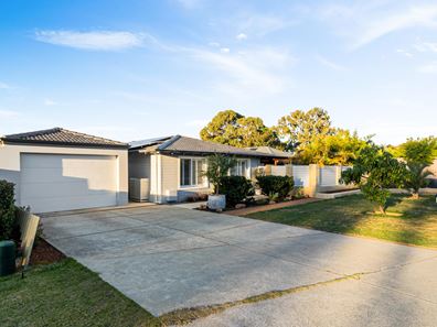 3 Albatross Court, Heathridge WA 6027