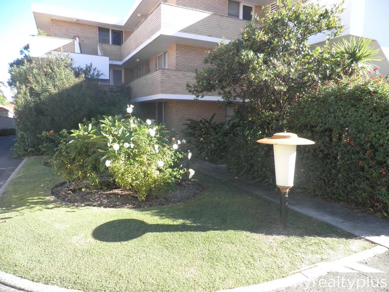 3/70 Matheson Road, Applecross
