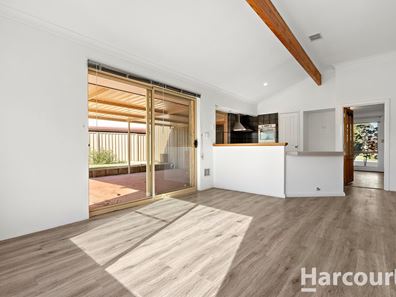 11 Augusta Mews, Meadow Springs WA 6210