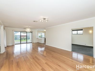 27 Woodvale Drive, Woodvale WA 6026