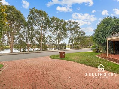 30 Excelsior Drive, Canning Vale WA 6155