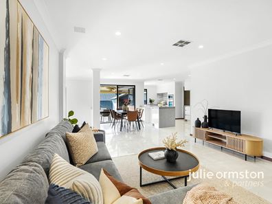 10 Mahogany Court, Woodvale WA 6026