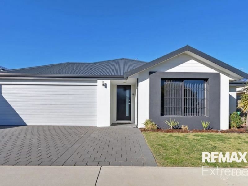 16 Jonquil Street, Eglinton WA 6034