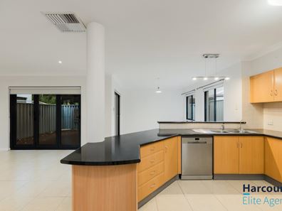 3/12 Hymus Street, Rockingham WA 6168