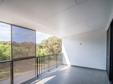 17/2 Beazley Way, White Gum Valley WA 6162