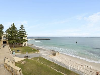 18b Warnham Road, Cottesloe WA 6011