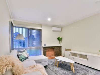 B/14 Lunar Way, Beckenham WA 6107