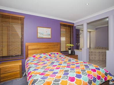 34 Kardan Circuit, Karawara WA 6152